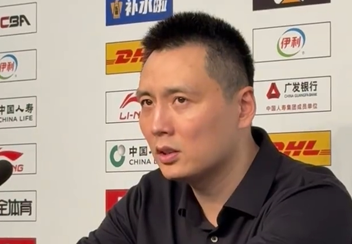 ag体育平台官网-洛夫顿G4仅打两分钟，卢伟明确表示效果不佳，双小外压力大！|广厦|总决赛|古德温|发布会|伤病_新浪体育_新浪新闻